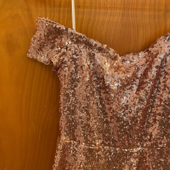 Prom Dress, Size: S, high-low style, sequins, off the shoulder - Picture 5 of 5